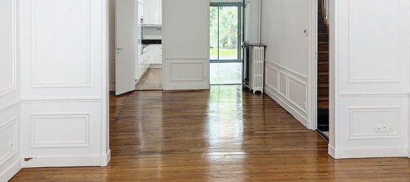 5 bedrooms House in Reims, France No. 155989 35