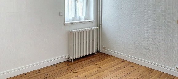 5 bedrooms House in Reims, France No. 155989 4