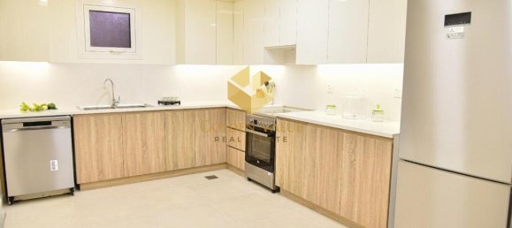 Apartamento de 2 dormitorios en Mirdif, UAE No. 8758 12