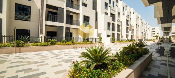 Apartamento de 2 dormitorios en Mirdif, UAE No. 8758 21