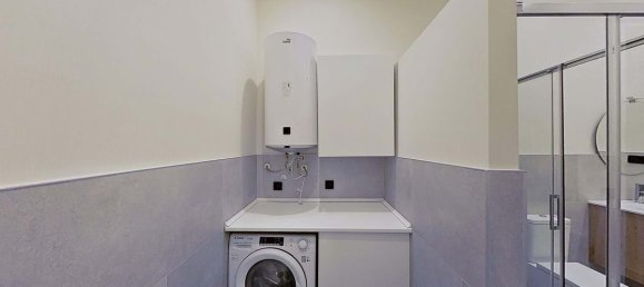 Коммерческая недвижимость с 2 спальнями в Малага, Испания № 180652 4