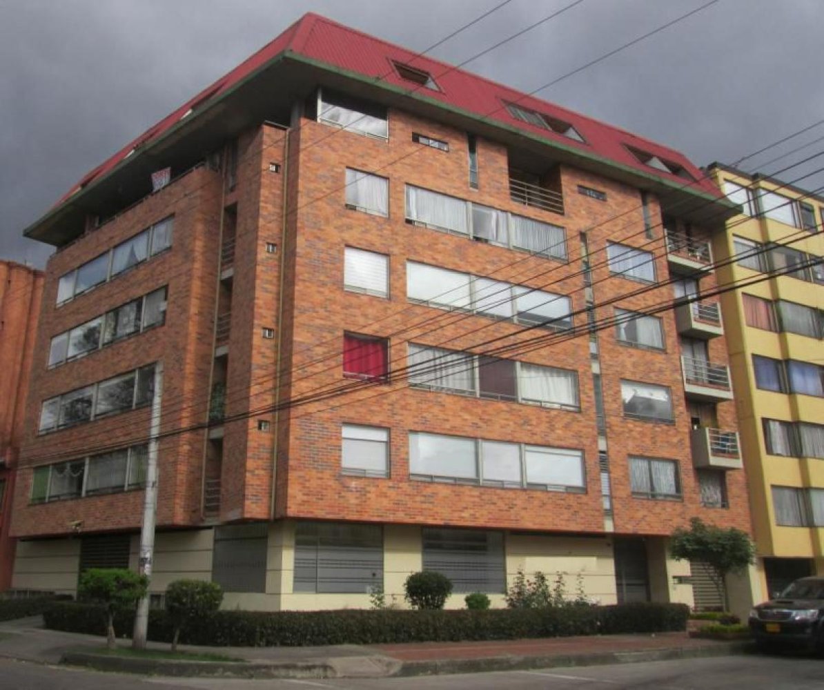 Casa de 2 dormitorios en Bogotá, Colombia No. 12740