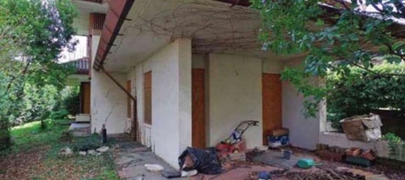 11 rooms House in Valdobbiadene, Italy No. 308032 9