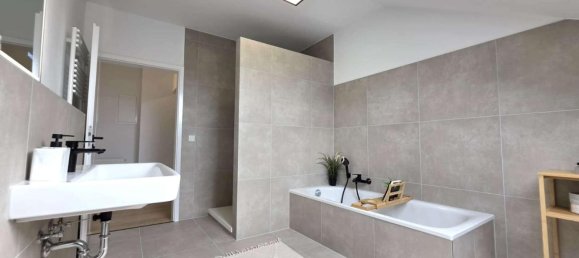 Apartamento de 2 dormitorios en Aschaffenburg, Germany No. 351078 5