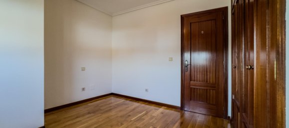 Dúplex de 4 dormitorios en El Astillero, Spain No. 164500 18