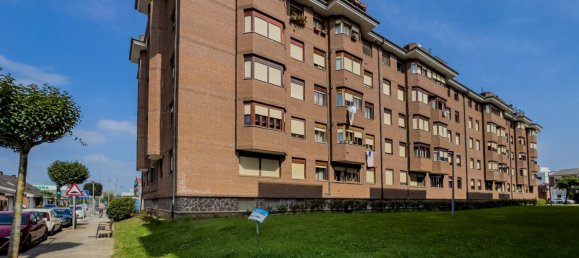 Dúplex de 4 dormitorios en El Astillero, Spain No. 164500 48