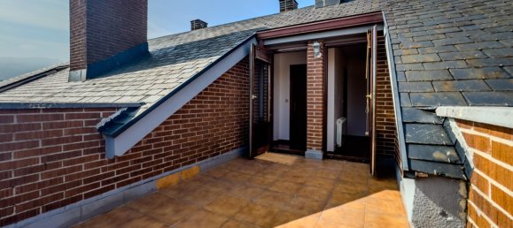 Dúplex de 4 dormitorios en El Astillero, Spain No. 164500 7