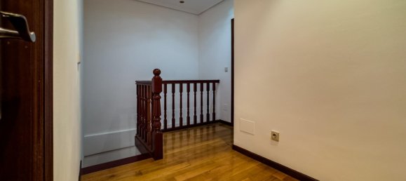 Dúplex de 4 dormitorios en El Astillero, Spain No. 164500 24