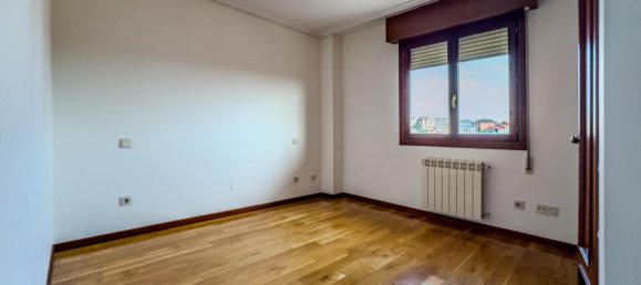 Dúplex de 4 dormitorios en El Astillero, Spain No. 164500 13