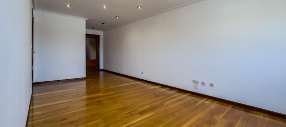 Dúplex de 4 dormitorios en El Astillero, Spain No. 164500 4