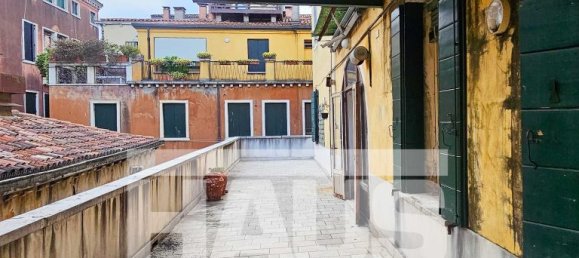 2 bedrooms Apartment in Ancona, Italy No. 341448 22