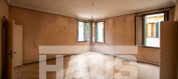 2 bedrooms Apartment in Ancona, Italy No. 341448 9