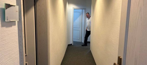 Здание с 15 комнатами в Roth, Германия № 341210 14