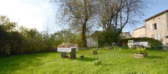 Castelos T2 em Beaulieu-sur-Sonnette, France N.º 194280 13