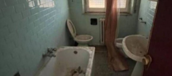 1145m² Commercial property in Tuoro sul Trasimeno, Italy No. 316426 9