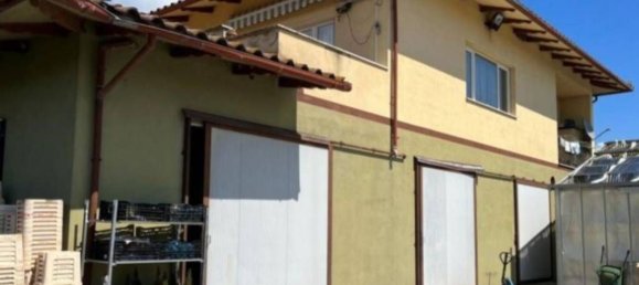 1145m² Commercial property in Tuoro sul Trasimeno, Italy No. 316426 12