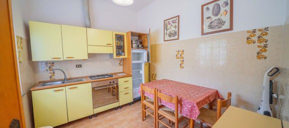 6 rooms Villa in Rosignano Marittimo, Italy No. 306901 11