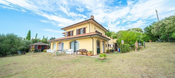 6 rooms Villa in Rosignano Marittimo, Italy No. 306901 3