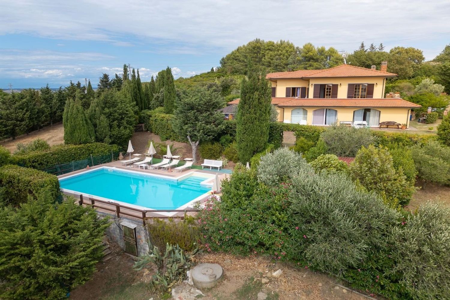 6 rooms Villa in Rosignano Marittimo, Italy No. 306901