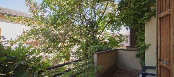 Casa de 7 habitaciónes en Reggio Emilia, Italy No. 297839 16