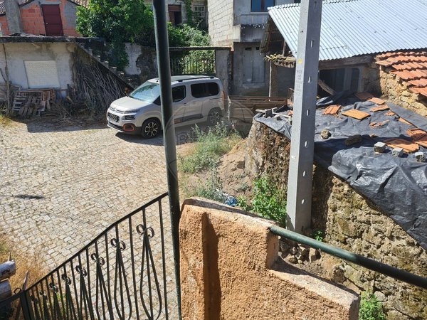 2 bedrooms House in Satao, Portugal No. 24718