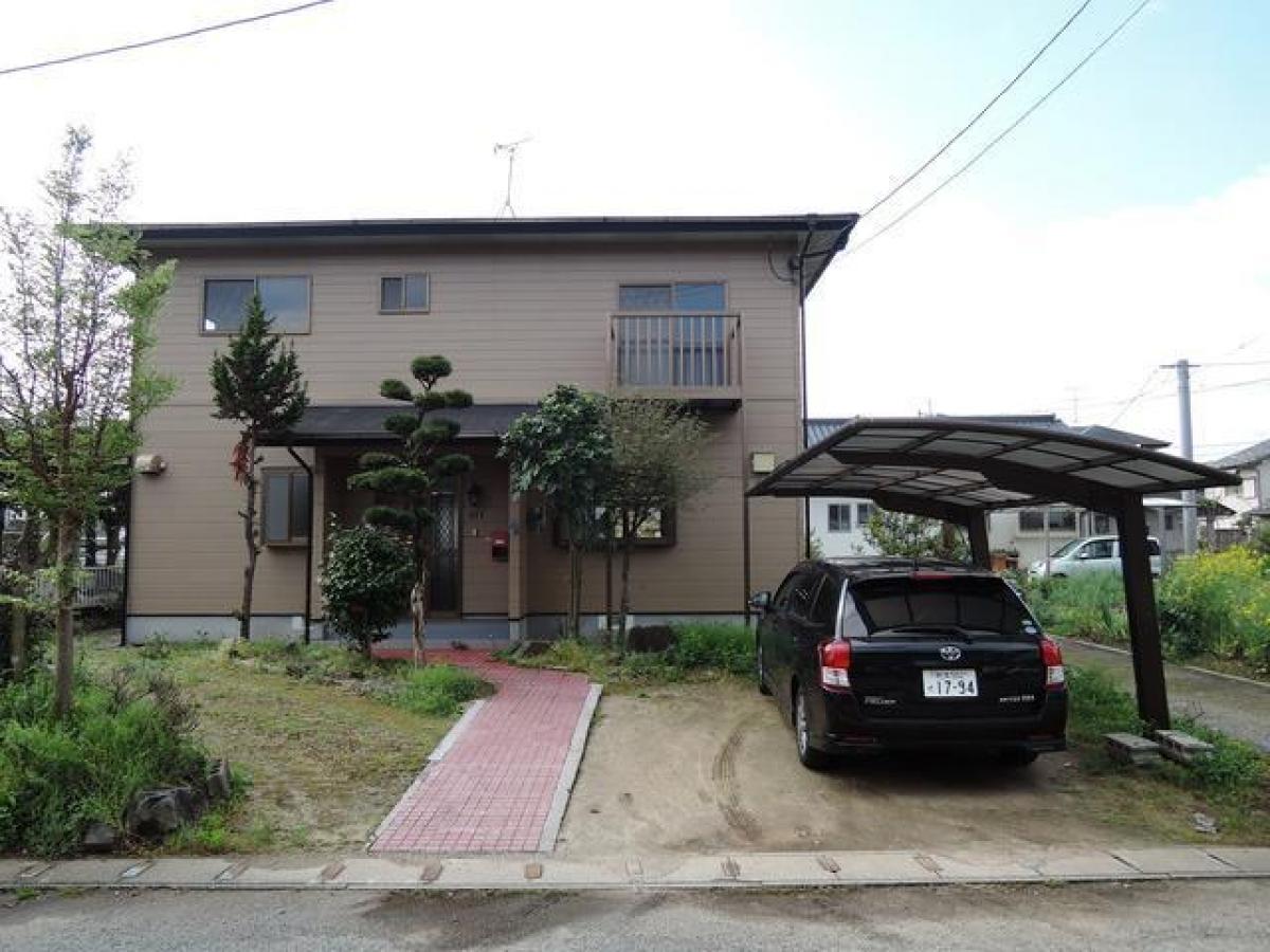 Дом с 5 спальнями в Кумамото, Япония № 2371