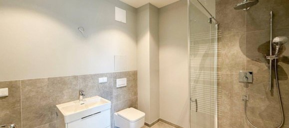 2 rooms Duplex in Dobling, Austria No. 133212 3