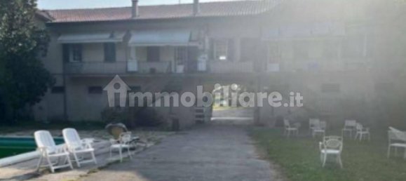 Склад с 5 комнатами в Сант Анджело ди Пьове ди Сакко, Италия № 269111 8