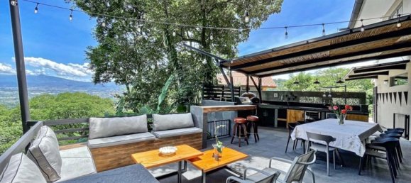 Дом с 2 спальнями в Санта-Ана, Коста-Рика № 1214 2