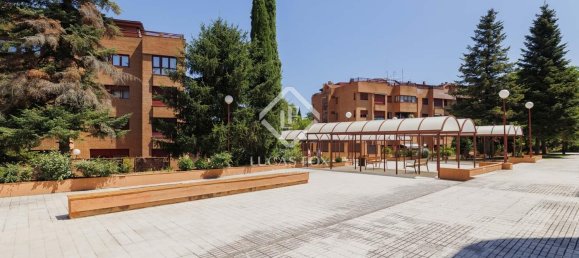 4 bedrooms Penthouse in Pozuelo de Alarcon, Spain No. 157081 46
