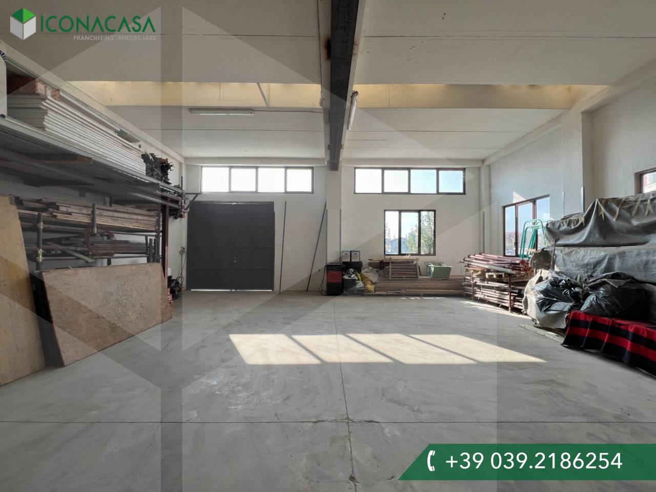 4 rooms Office in Brugherio, Italy No. 28957