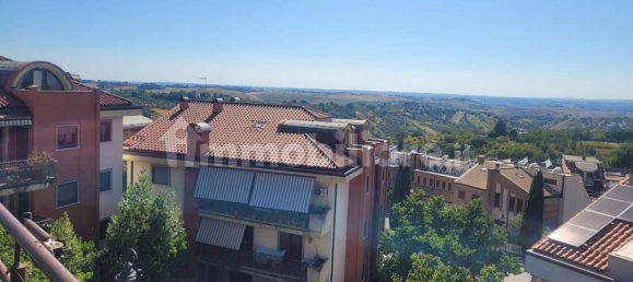 4 bedrooms Apartment in Monterotondo, Italy No. 272683 7