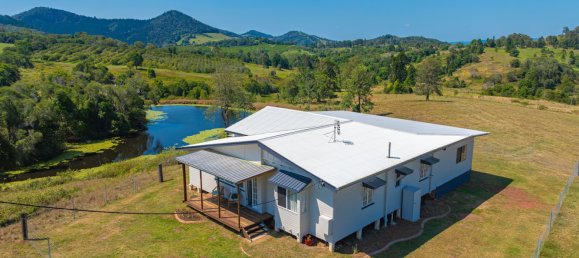 8 chambres Maison à Amamoor, Australia No. 949 14