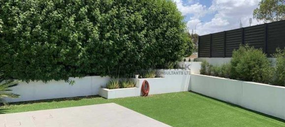 4 غرف نوم عقار تجاري في Nicosia, Cyprus رقم 18749 7