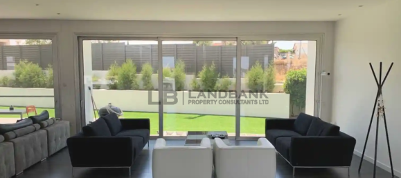 4 غرف نوم عقار تجاري في Nicosia, Cyprus رقم 18749 8