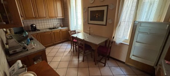 4 chambres Appartement à Sassuolo, Italy No. 381656 8