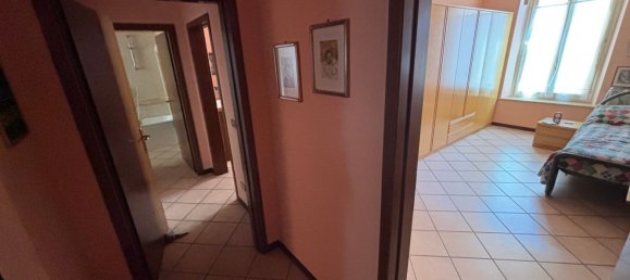 4 chambres Appartement à Sassuolo, Italy No. 381656 18