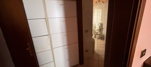 4 chambres Appartement à Sassuolo, Italy No. 381656 25