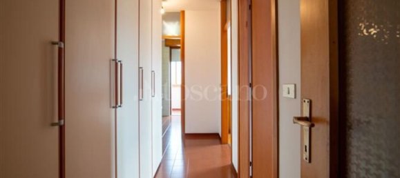 Apartamento de 6 divisões em Udine, Italy N.º 213927 11