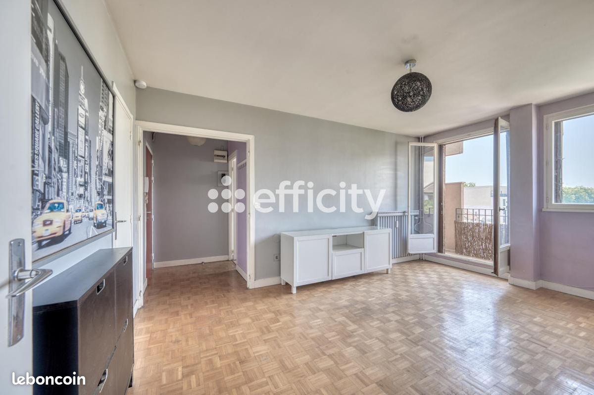 1 Schlafzimmer Wohnung in Epinay-sur-Seine, France, Nr. 330405