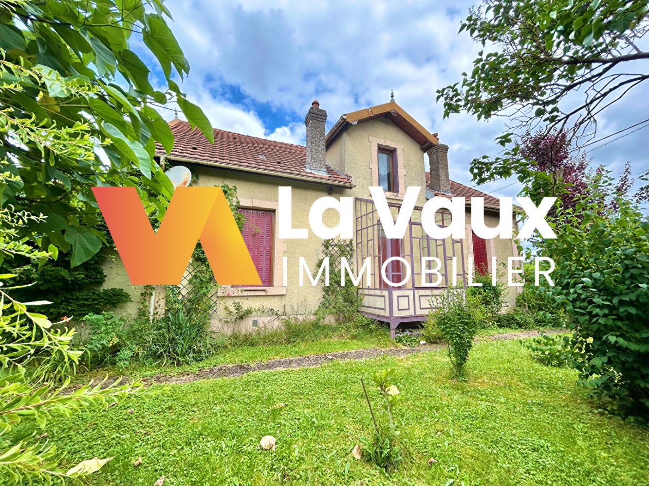 Дом с 4 спальнями в Сентре, Франция № 260788