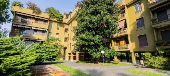 Apartamento de 4 habitaciónes en Legnano, Italy No. 338129 5