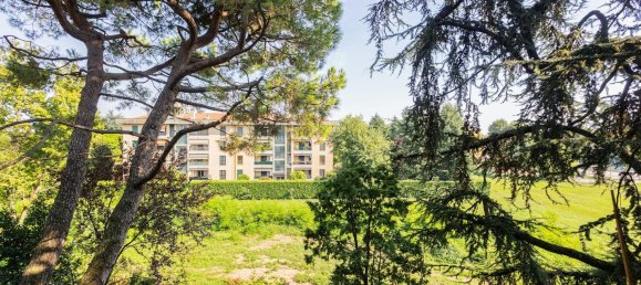 Apartamento de 4 habitaciónes en Legnano, Italy No. 338129 3