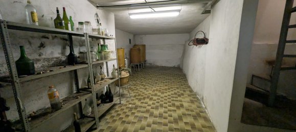 Casa de 8 divisões em Quarrata, Italy N.º 46001 8