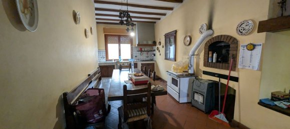 Casa de 8 divisões em Quarrata, Italy N.º 46001 21