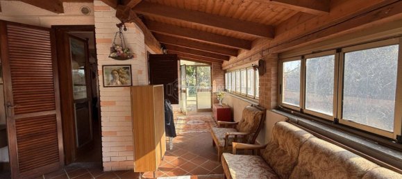 4 bedrooms Apartment in Asti, Italy No. 186211 17