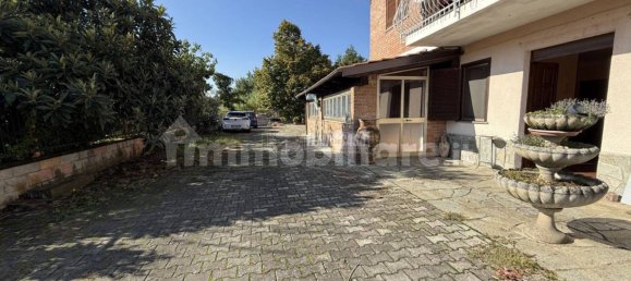 4 bedrooms Apartment in Asti, Italy No. 186211 63