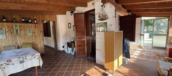 4 bedrooms Apartment in Asti, Italy No. 186211 15