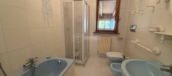 4 bedrooms Apartment in Asti, Italy No. 186211 50