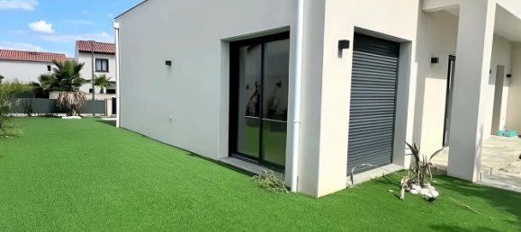 Villa de 3 dormitorios en Fabregues, France No. 297661 13